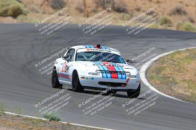 media/Jul-30-2022-Extreme Speed Twilight (Sat) [[245dd23dbe]]/Orange Inter Low/200PM Turn 11/